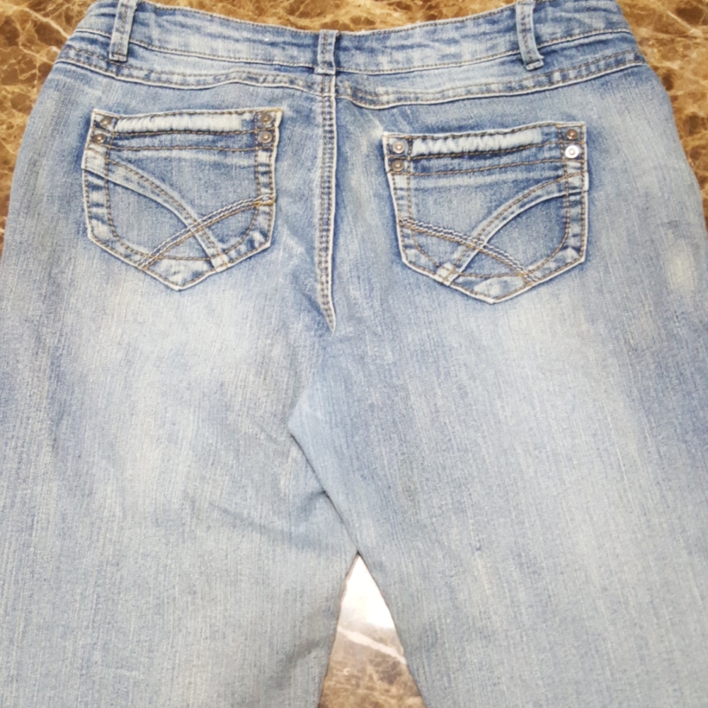 Jeans - Picture 4 of 4